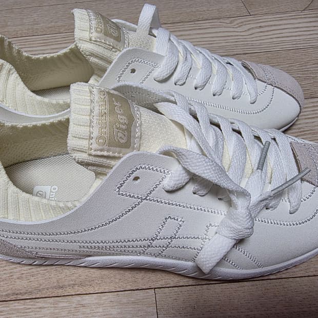 오니츠카타이거 스크로우 스니커즈 아이보리 베이지