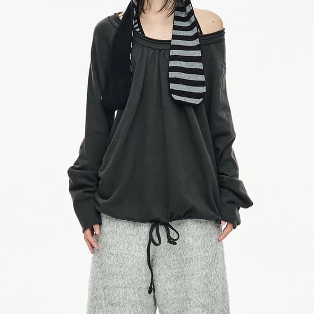 세릭 라운드 햄 스트링 탑 오프숄더 챠콜