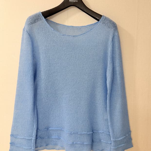 모스키노정품 보송보송한 시스루 그물 니트 55 정가 328,000원