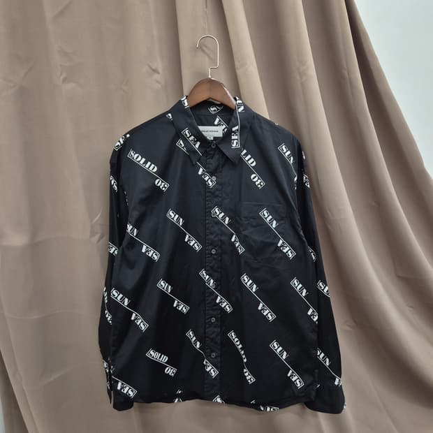 솔리드옴므 레터링 패턴 셔츠 48