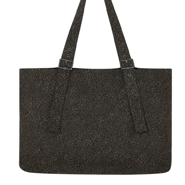 새상품) 페인오어플레져 벨티드 숄더백 레오파드 