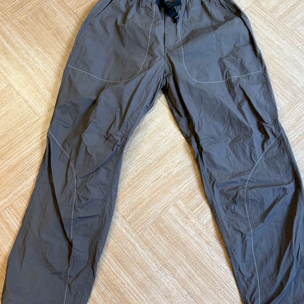 [L] 시에라 디자인 나일론 팬츠 브라운