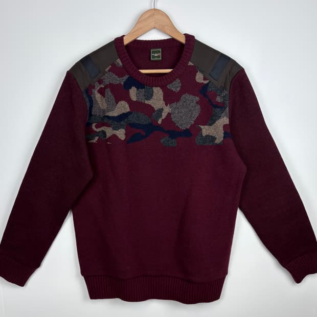 아이더 카모 패턴 니트