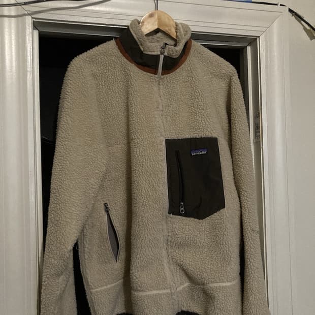 파타고니아 클래식 레트로-X 플리스 자켓 내추럴/애쉬 탄