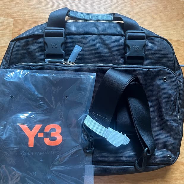 Y-3요지야마모토 크로스백 노트북백