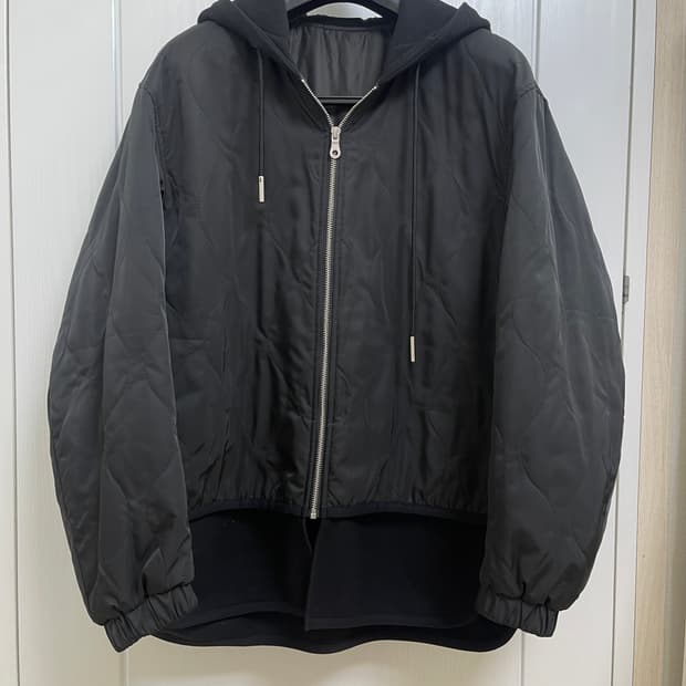 [거의 새것] 솔리드옴므 블랙 퀼팅 후드 집업 자켓 50사이즈