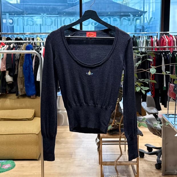 비비안 웨스트우드 레드라벨 네이비 orb자수 오브 니트 