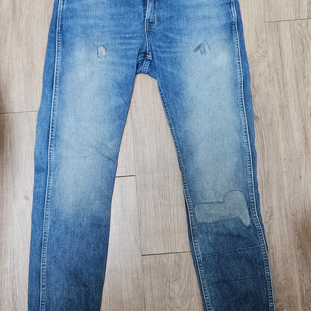 LVC 30605-0063 리바이스 606 69년 복각 W32 L32