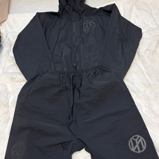 Yeezy 이지 고샤 셋업 의류 모음