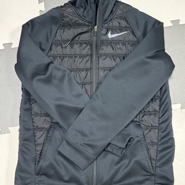 나이키 윈터라이즈 써마핏 경량후드