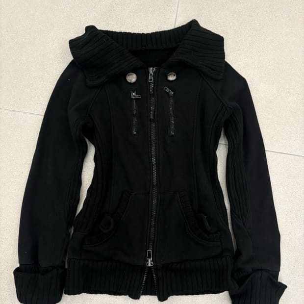 블랙 y2k 포켓 집업