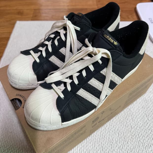 (280) 아디다스 슈퍼스타 82 블랙 화이트