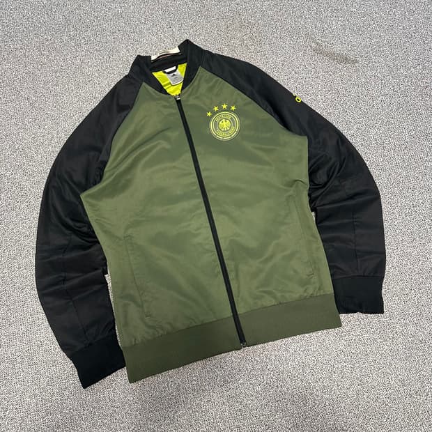 아디다스 독일군 져지 카키