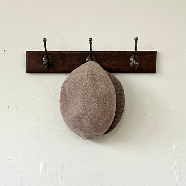 비비안 웨스트우드 모카 벙거지