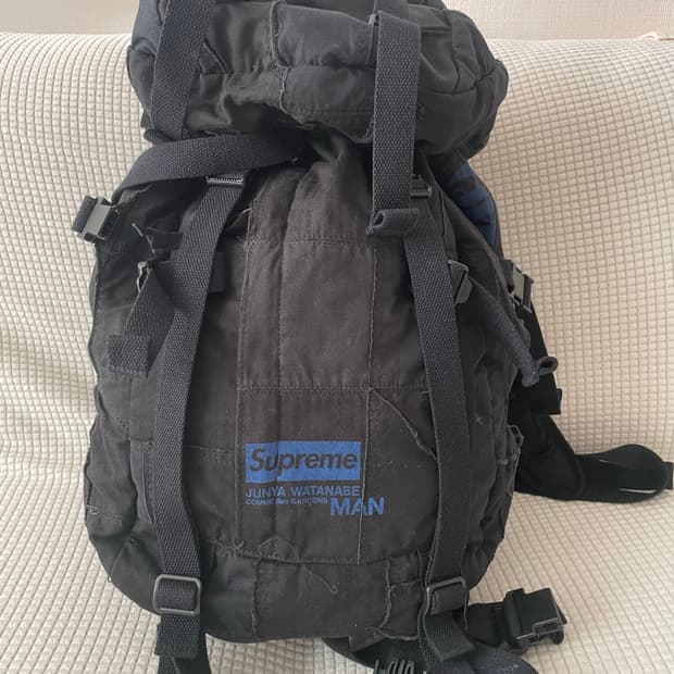 슈프림 x 꼼데가르송 준야 와타나베 맨 패치워크 백팩 블랙