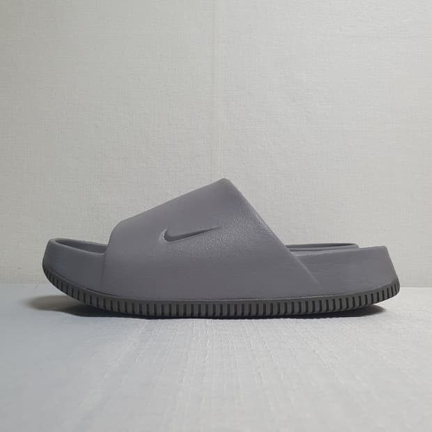 택포가 270mm 나이키 캄 슬라이드 그레이 슬리퍼