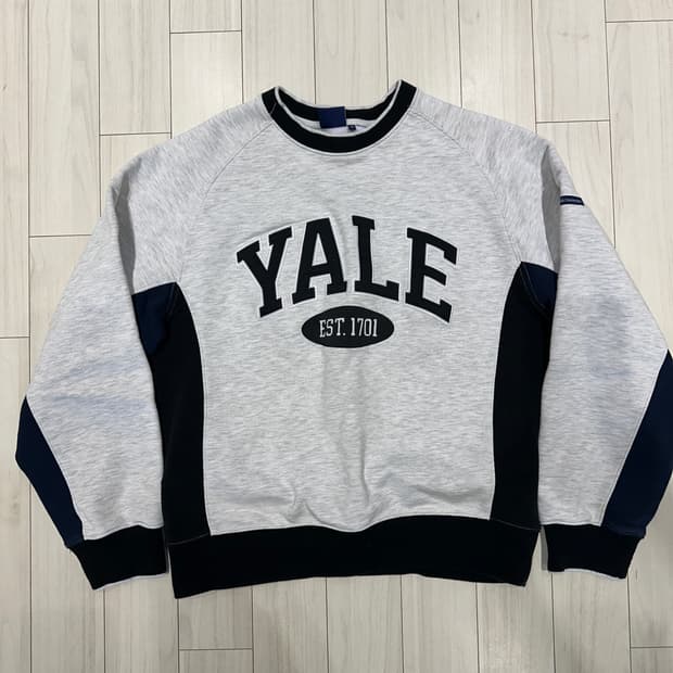예일 맨투맨 YALE