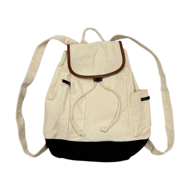 스프링콤마 아이보리 포켓 복조리 백팩 가방