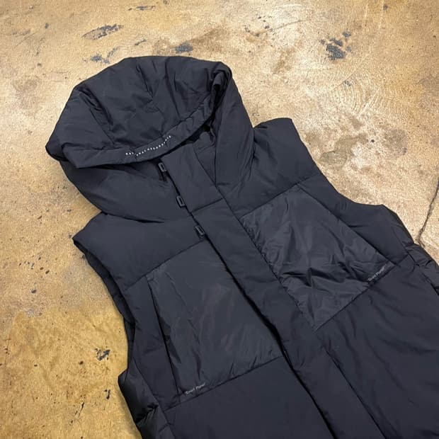 [정품/L] 내셔널지오그래픽 후드 패딩 베스트 블랙 b16