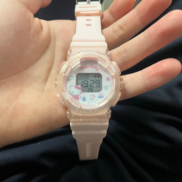 헬로 키티 시계