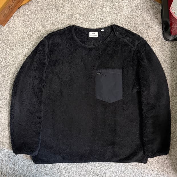 유니클로 엔지니어드가먼츠 풀오버 플리스