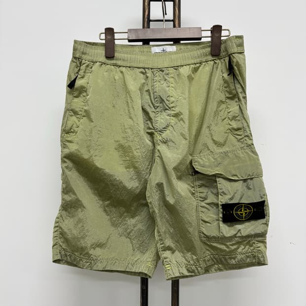 [32]스톤아일랜드 나일론메탈 반바지