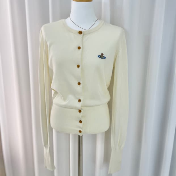 비비안웨스트우드 ORB 로고 제니 가디건-크림 아이보리