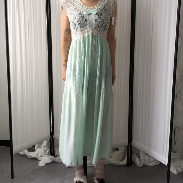 lace ribbon point onepiece