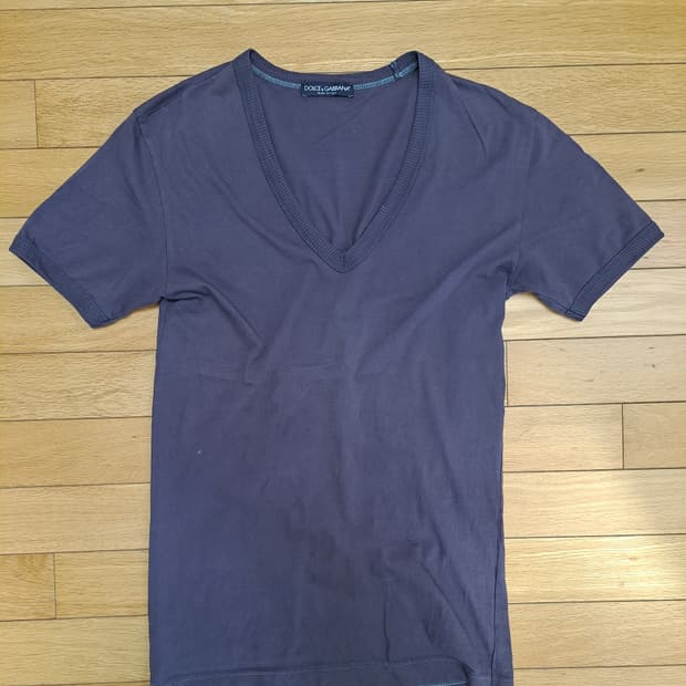 Dolce & Gabbana 남성 V넥 티셔츠 / 사이즈: S