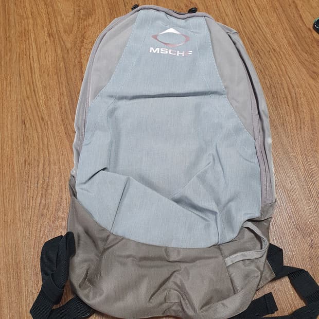 미스치프 롬버스 백팩 핑크그레이