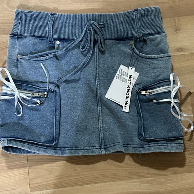 낫노잉 리본 스커트