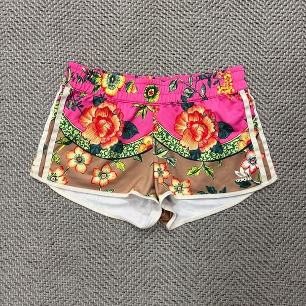 아디다스 플라워패턴 쇼츠 v2646 