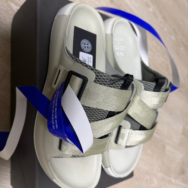 스톤아일랜드 슬리퍼 44사이즈