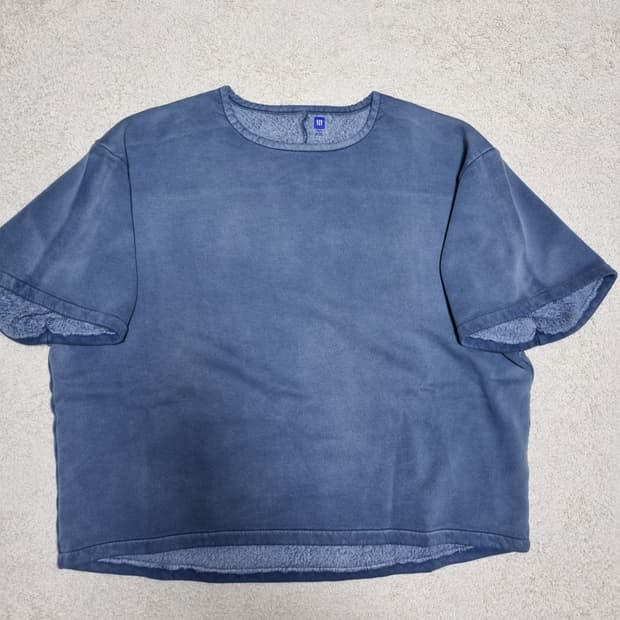 이지 갭 요크티 블루스톤