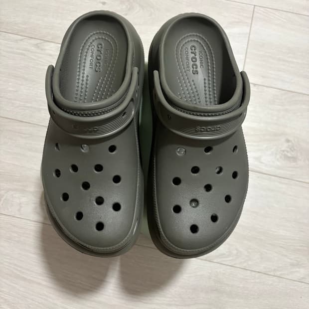 크록스 크러쉬 클로그 카키