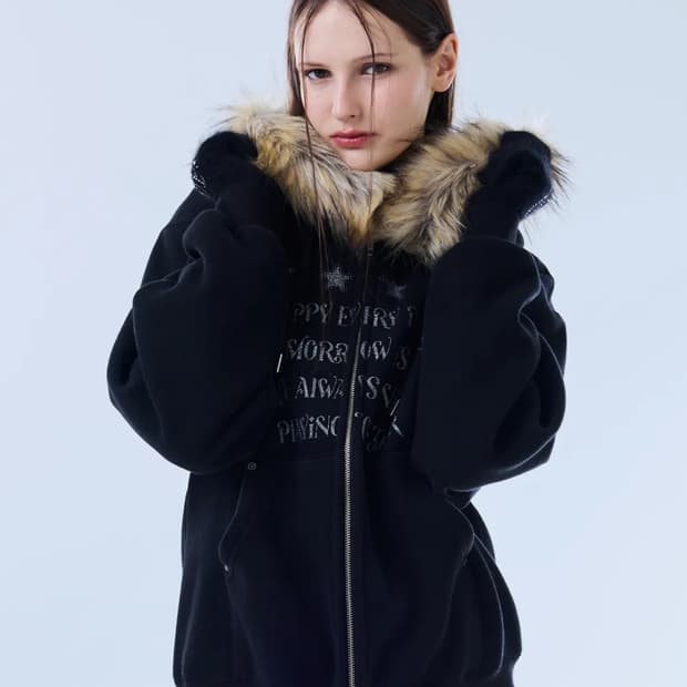 러브이즈트루 후드집업