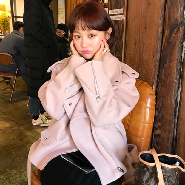 새상품 ) 임블리 핑크울라이더자켓