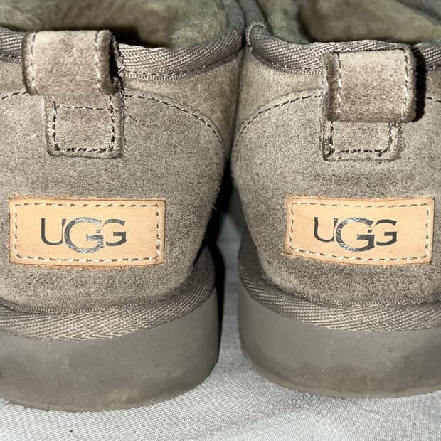 어그 부츠 (차콜그레이)