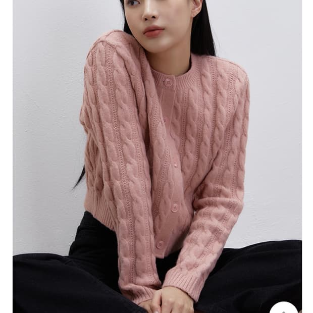 미쏘 라운드넥 케이블 가디건 (새상품)