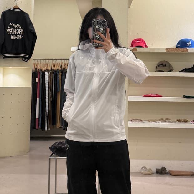 미즈노 메쉬 후드 바람막이 화이트 U1554