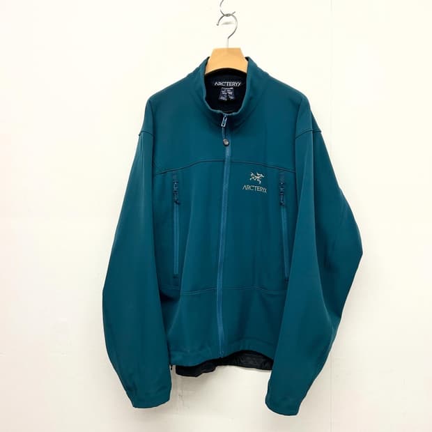 아크테릭스 소프트쉘 자켓