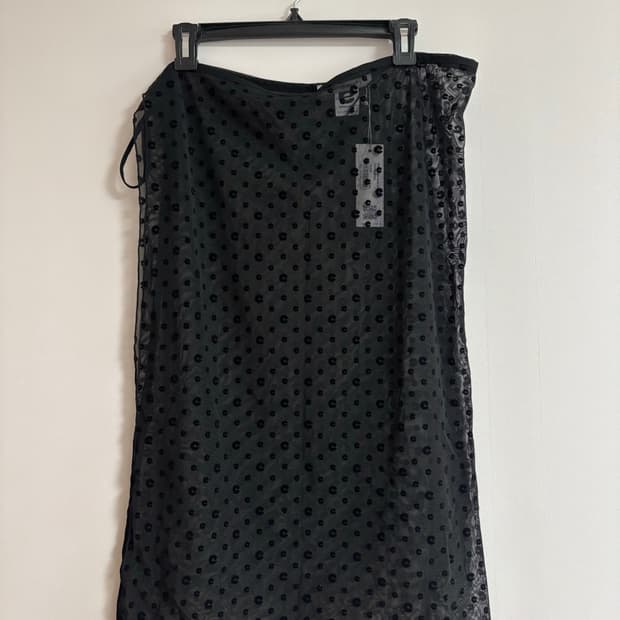 엑스트라오디너리 레이어드 스커트