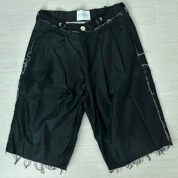 화이트박스갤러리 버뮤다 팬츠