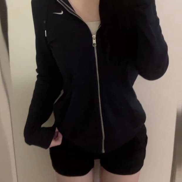 나이키 슬림핏 블랙 후드직업