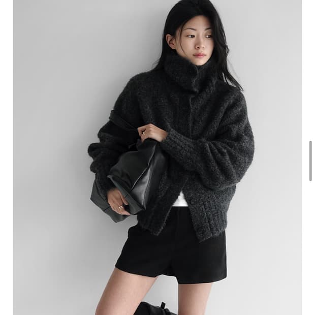 매니크 하이넥 가디건 (차콜)