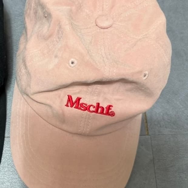 미스치프 모자