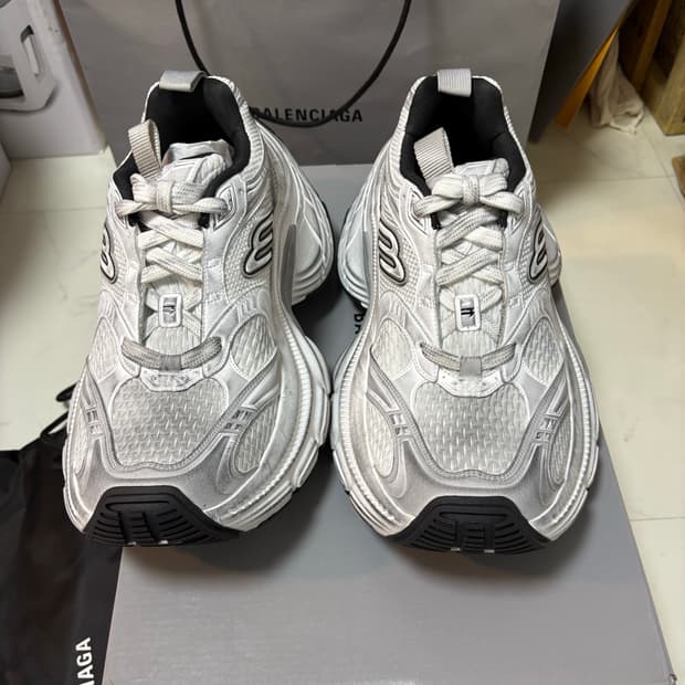발렌시아가 10xl 40 size 새상품