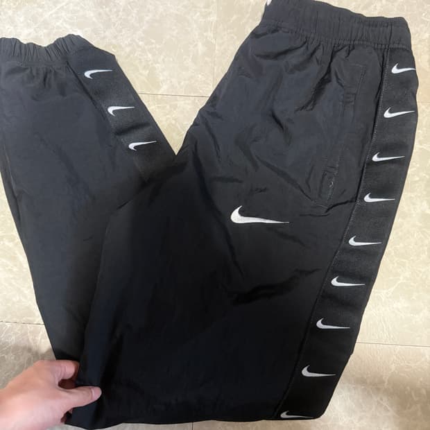 S사이즈 나이키 빅스우시 테이프드 우븐 조거