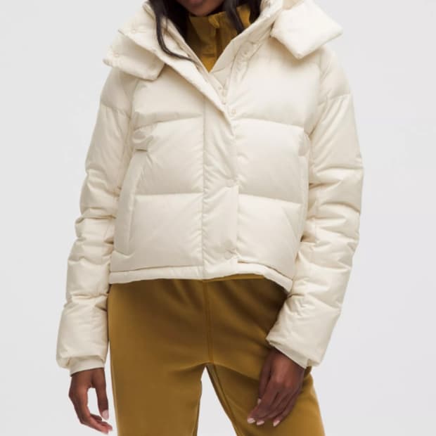 (새상품) 룰루레몬 원더퍼프 600 필크롭 재킷