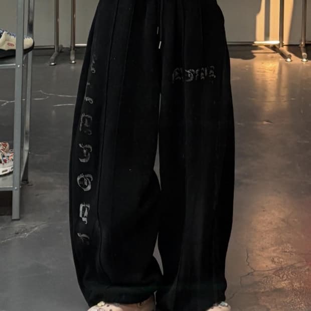 SEEOT 레터링 벌룬 스웻 팬츠 A3445 